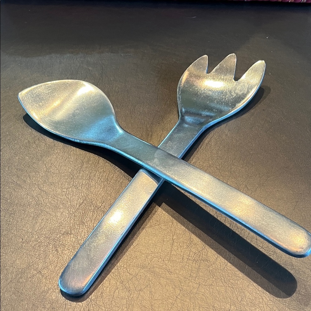 Wilton Armetale Metallic Silver Serving Utensils